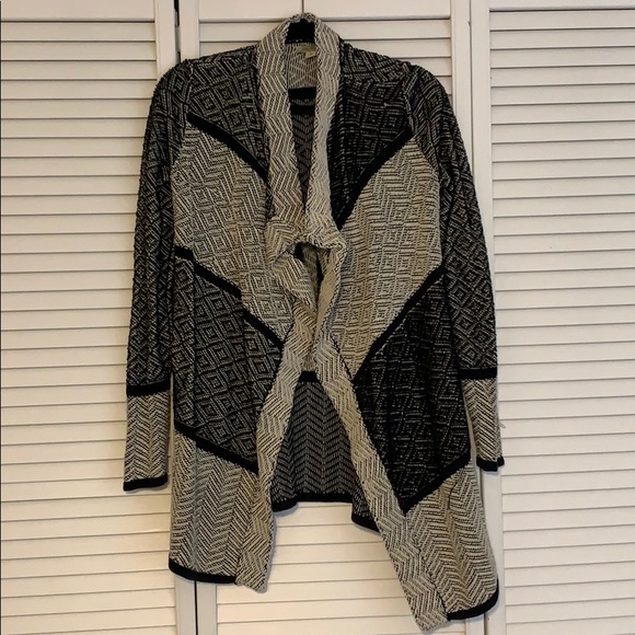 Cardigan - Picture 4 of 7